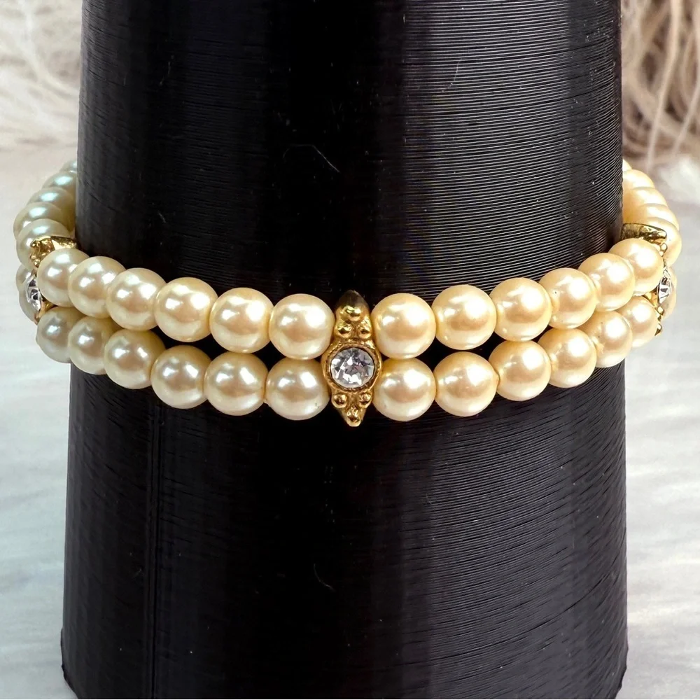 Vintage goldtone faux pearl, bling accent, double strand bracelet